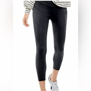 NEW CAbi Relax Cropped Legging #5686, Size S, Black